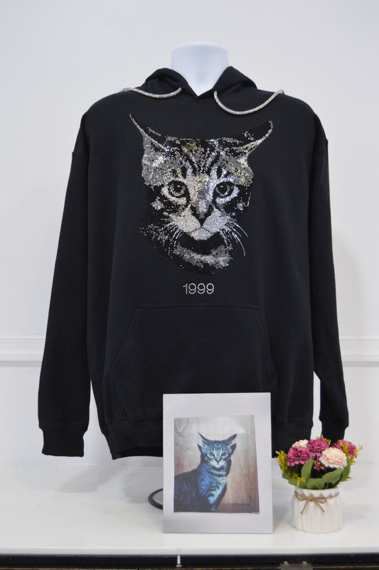 The Sparkling Elegance of Rhinestone Embellishments: A Timeless Touch to Fashion and Décor